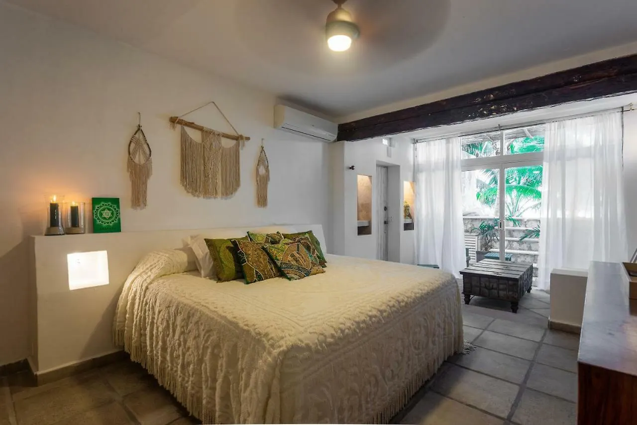 *****  Lotus Beach Hotel - Adults Only Isla Mujeres Mexico