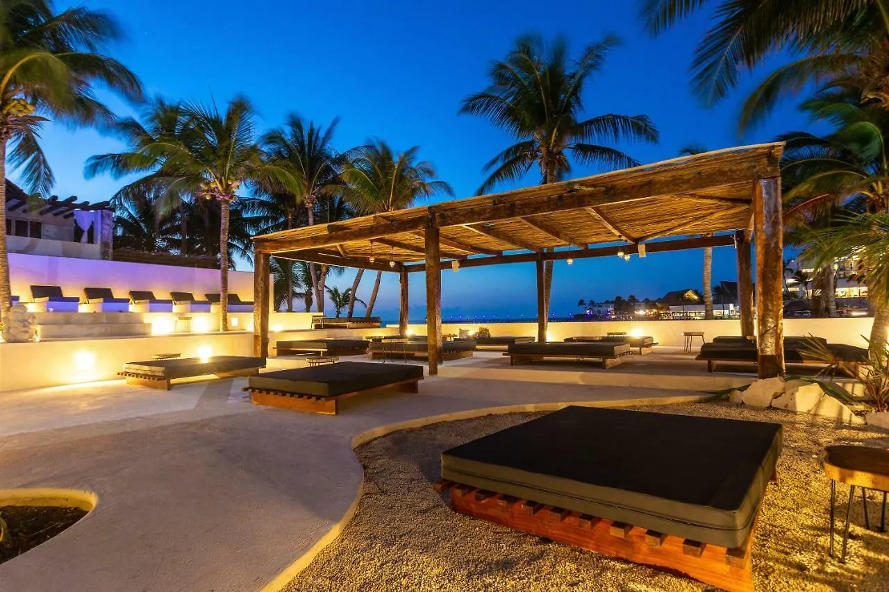 Lotus Beach Hotel - Adults Only Isla Mujeres 5*,