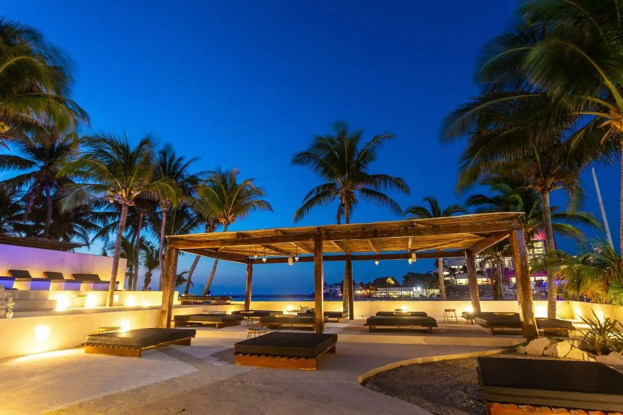 Lotus Beach Hotel - Adults Only Isla Mujeres 5*,