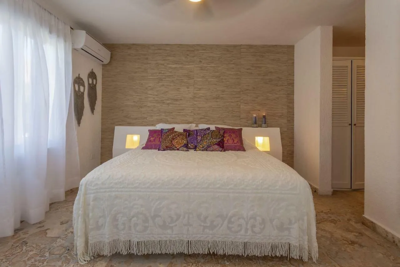 Lotus Beach Hotel - Adults Only Isla Mujeres
