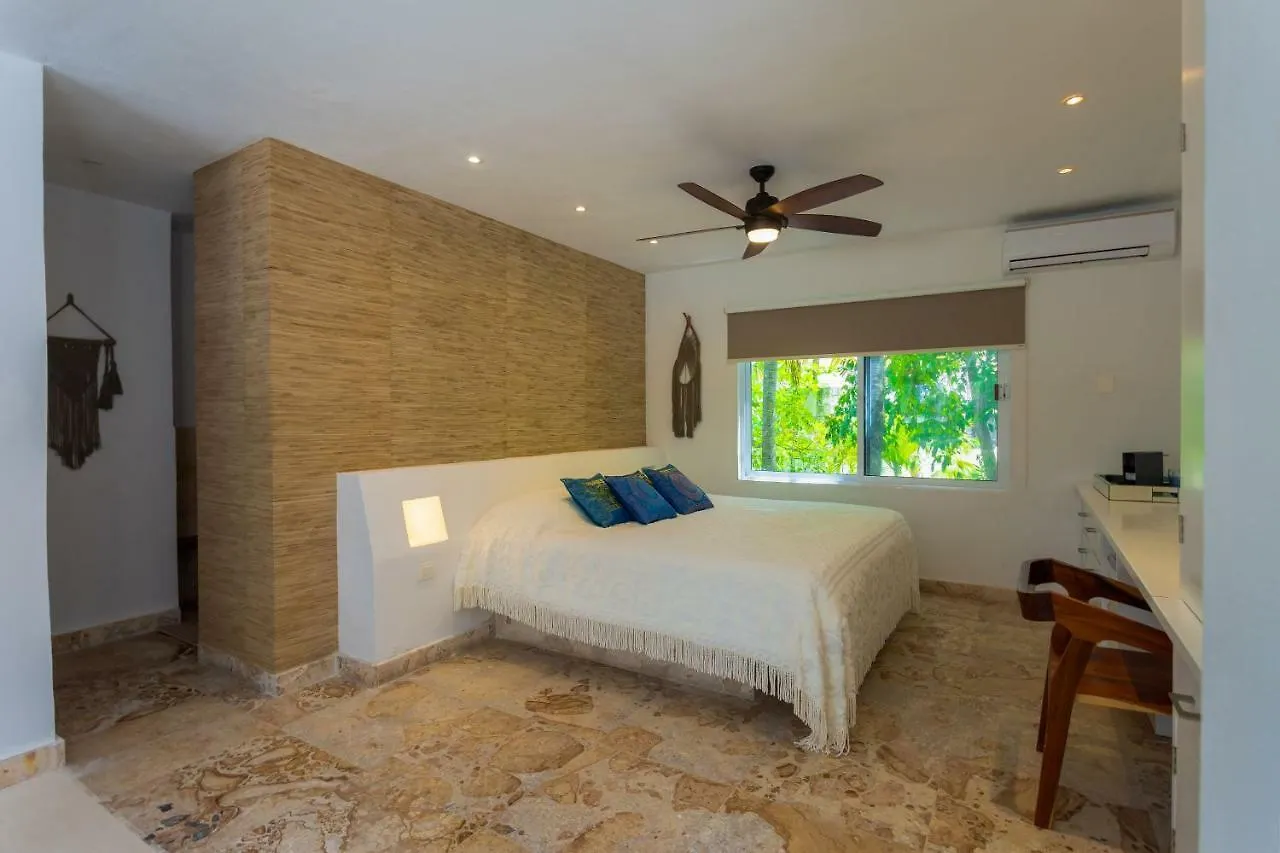 Lotus Beach Hotel - Adults Only Isla Mujeres